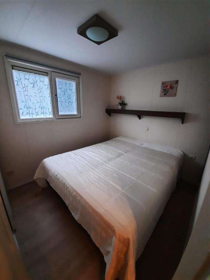 Chalet De Huismus Rijs Екстер'єр фото