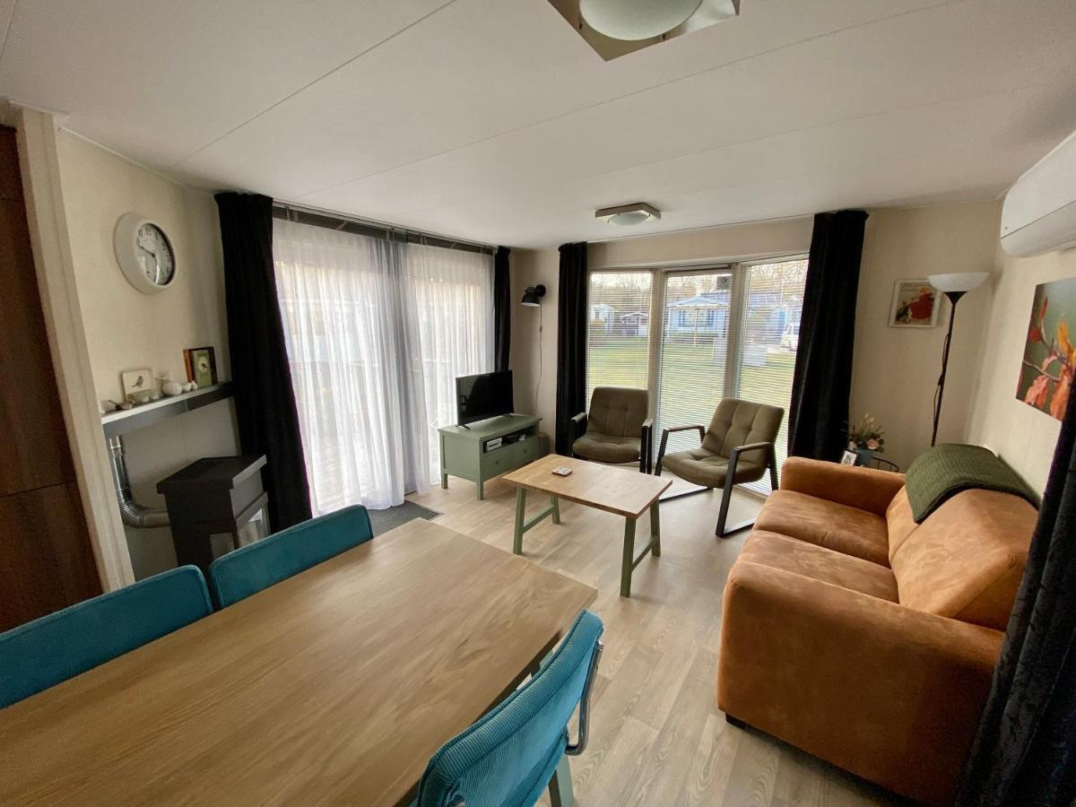 Chalet De Huismus Rijs Екстер'єр фото